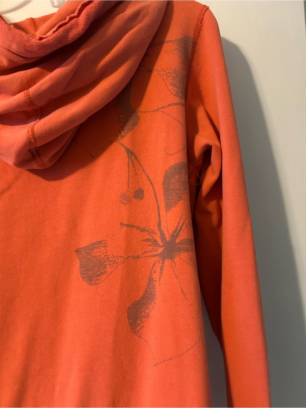 American Eagle Outfitters Coral Zip Hoodie - Picture 5 of 6